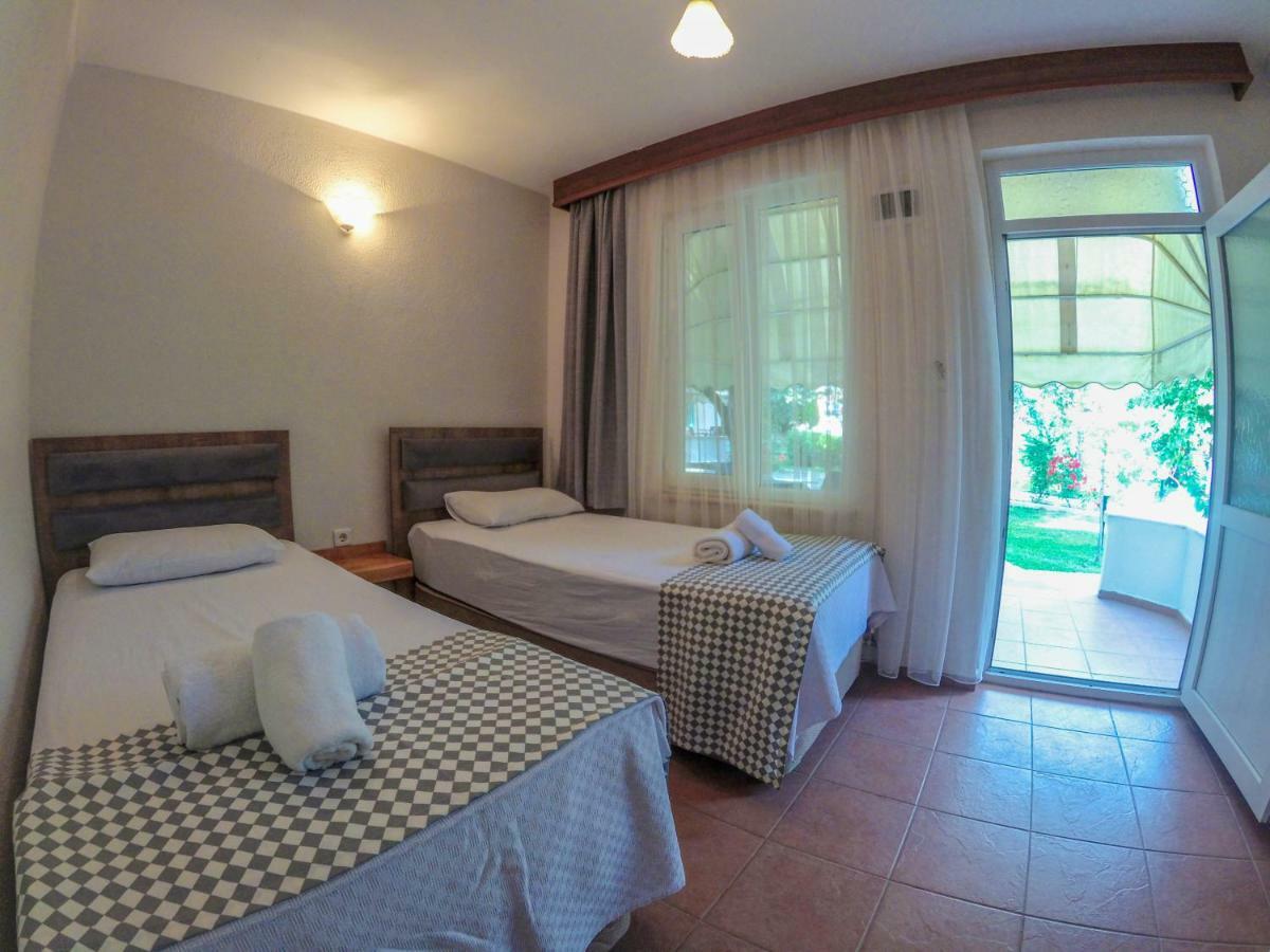 Ergul Motel Küçükkuyu Kültér fotó