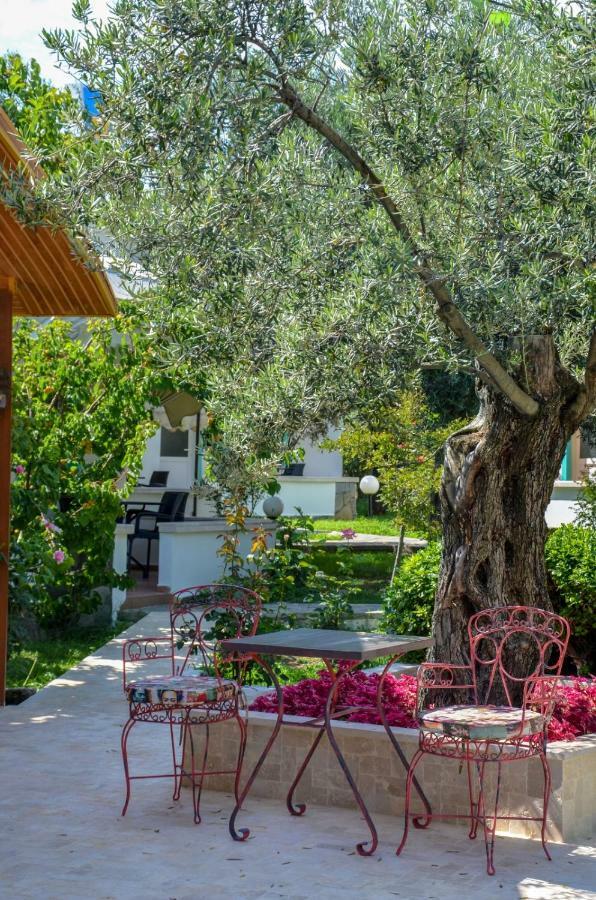 Ergul Motel Küçükkuyu Kültér fotó