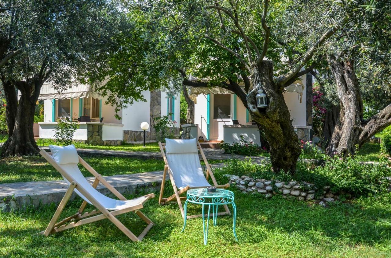 Ergul Motel Küçükkuyu Kültér fotó