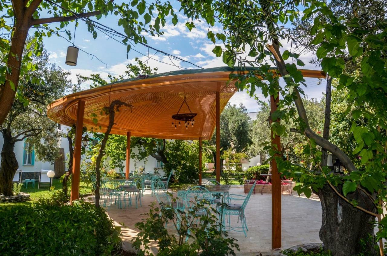 Ergul Motel Küçükkuyu Kültér fotó